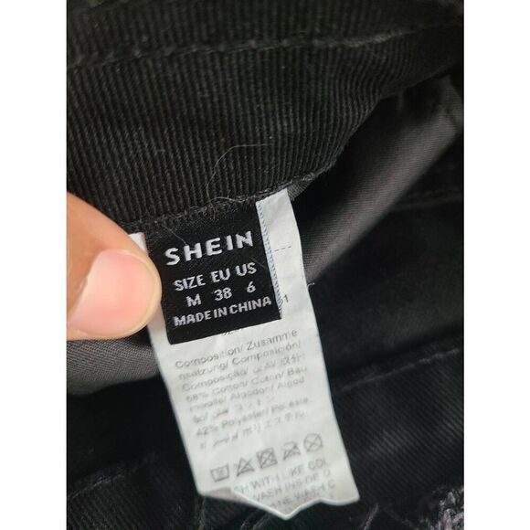 Shein Cut-Off Shorts Women's Size 6 Black Denim Cotton Blend Regular Fit Pockets - Picture 4 of 5